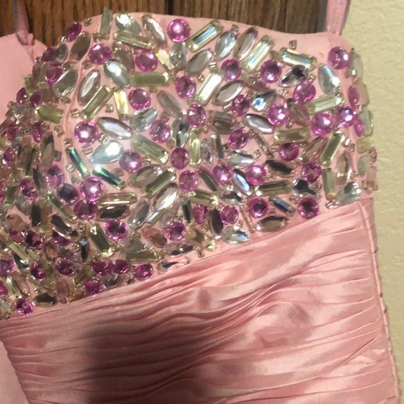 Size 2 Blush prom dress - Picture 2 of 4